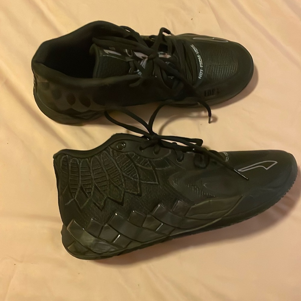 size 12 lamelos worn once